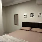 Casa próx Shop Beiramar Vista Baia Norte Wi-Fi 4 hospedes, com estacionamento, caminho das praias